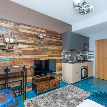 New Stylish Studio Flat Near Woolwich Tube لندن المظهر الخارجي الصورة