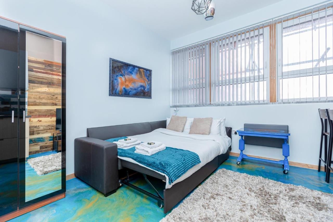 New Stylish Studio Flat Near Woolwich Tube لندن المظهر الخارجي الصورة